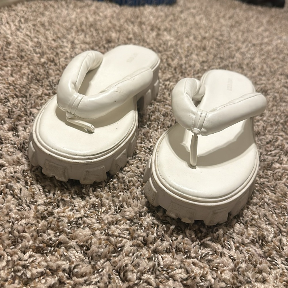 Platform sandals - Picture 3 of 3